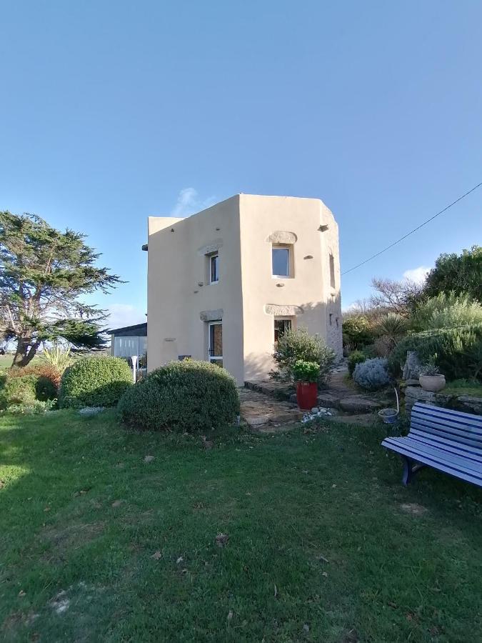 La Tour Du Bois Dormant Bed & Breakfast Plozevet Ngoại thất bức ảnh